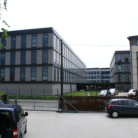 Pleasant Private And Fully Equipped With Private Parking Space Close To District Kazimierz