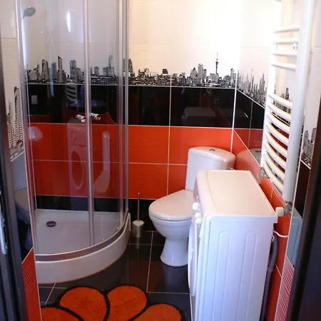 Appartamento Pleasant Private And Fully Equipped With Private Parking Space Close To District Kazimierz