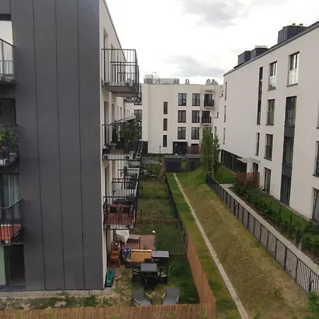 Cozy, Equipped With Free Monitored Private Parking Close To Old Town *