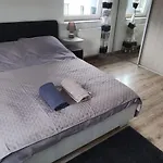 Cozy, Equipped With Free Monitored Private Parking Close To Old Town